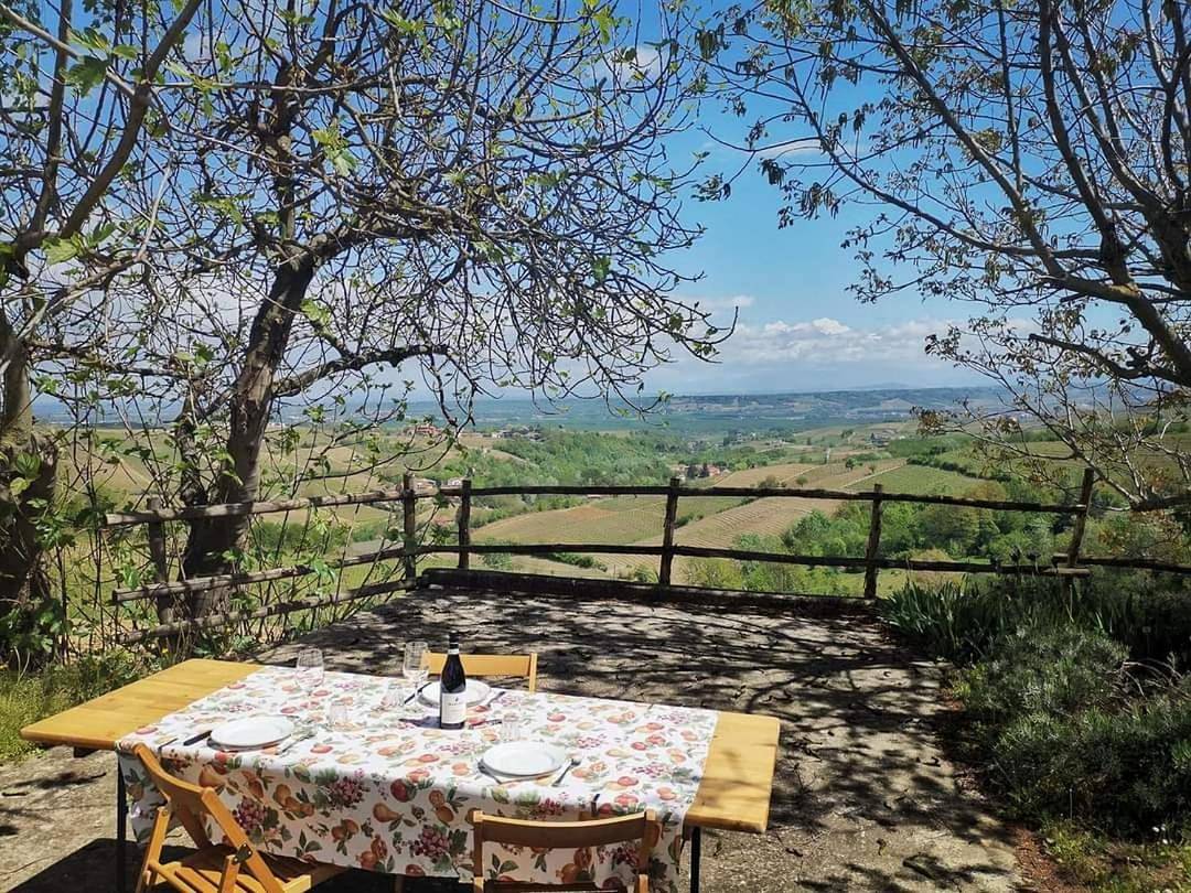 Cascina Valtignosa Camere Con Vigna in Cassine, Province d'Alexandrie