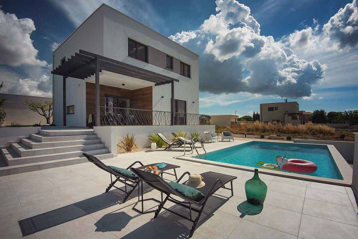 Villa pour 7 personnes, avec jardin à Pomer - 3