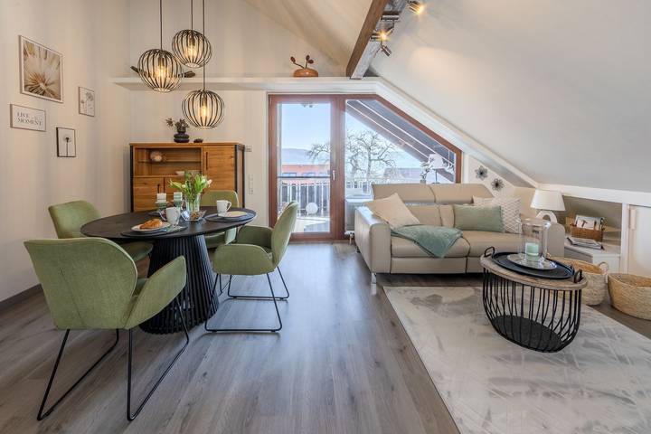 Ferienwohnung für 4 Personen, mit Balkon und Seeblick sowie Ausblick in Öhningen - 3