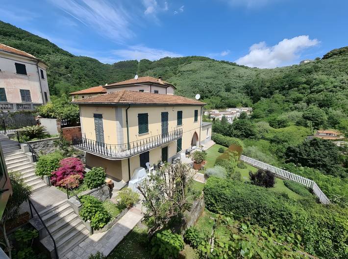 Appartamento per 4 persone, con Giardino a Ameglia