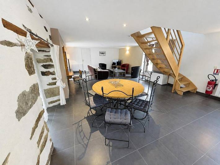 Maison de vacances pour 6 personnes, avec Terrasse et Jardin ainsi que Piscine et Vue à Langoat