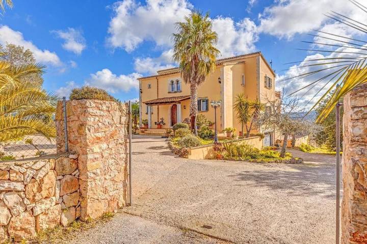 Finca für 8 Personen, mit Balkon und Terrasse sowie Garten und Pool in Cas Concos - 3