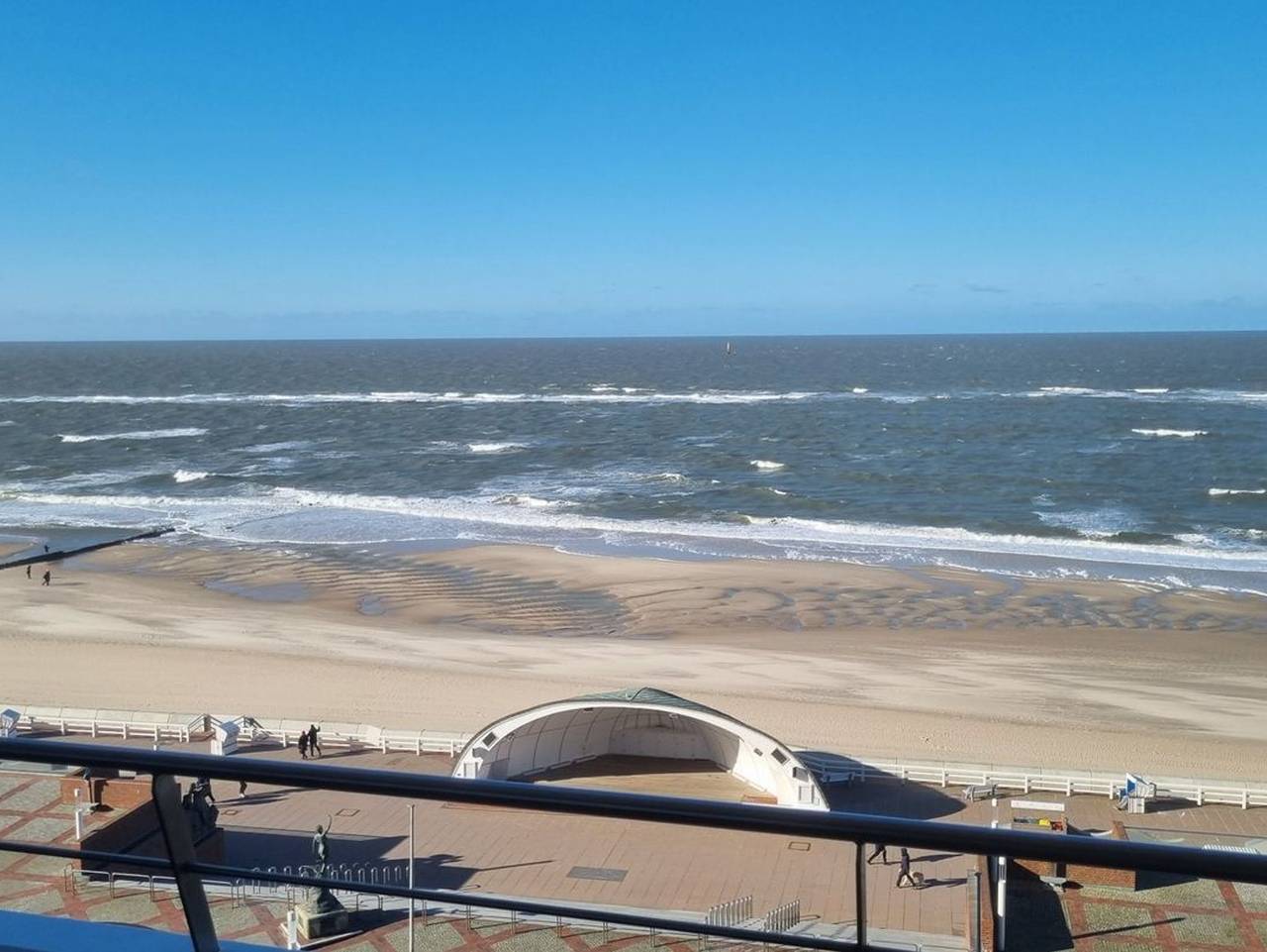 Ganze Ferienwohnung, Haus Metropol    App.103 - 1 Zimmer Appartement mit Meerblick im Haus Metropol in der Andreas-Dirks-Str. 8 in Westerland, Sylt (Gemeinde)