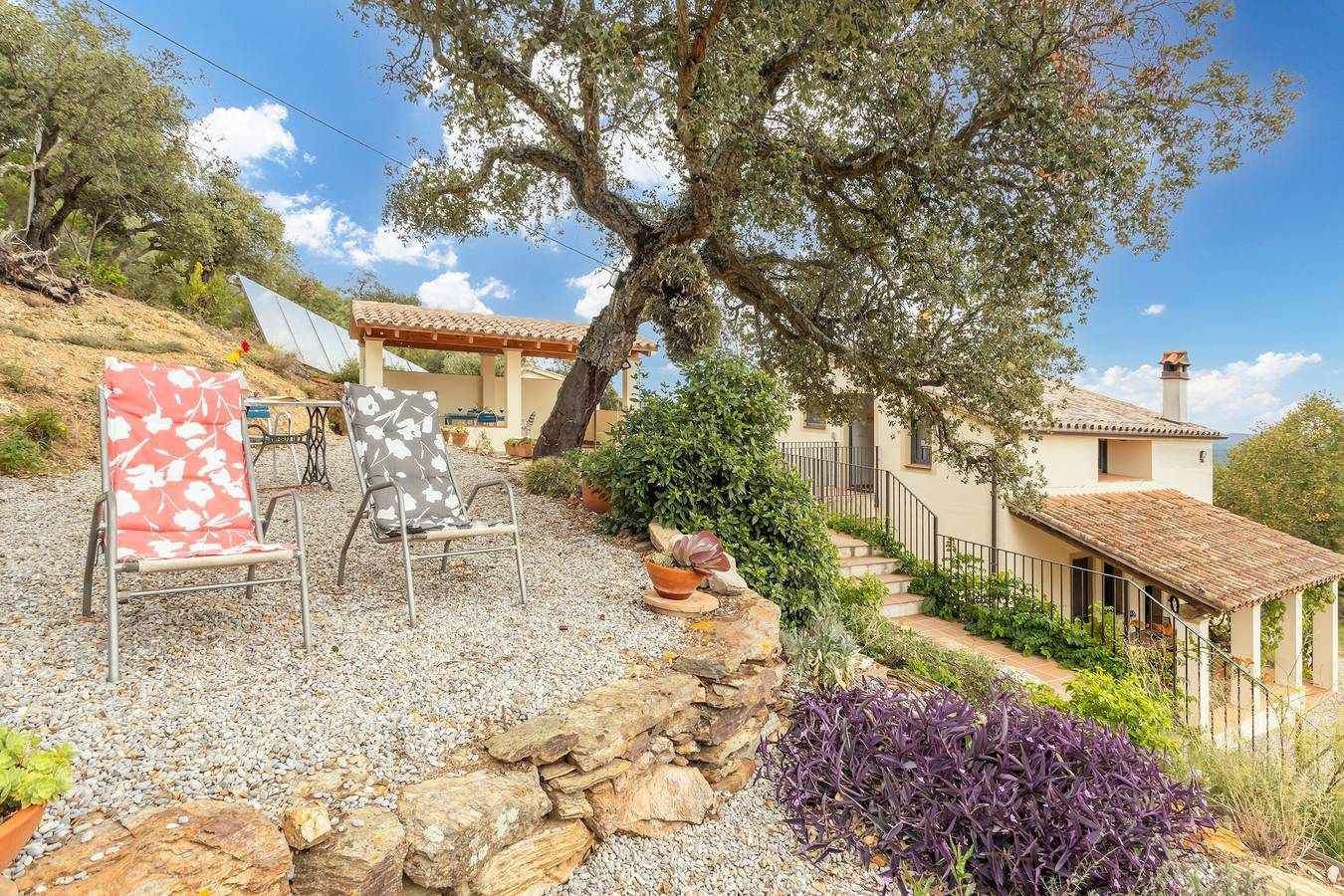 Country House 'Vinyoles 2' with Mountain View, Shared Pool and Wi-Fi in Quart, Gironès