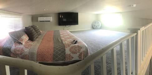 Camping for 6 Guests in Arches National Park, Utah, Picture 1