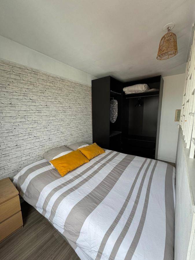 Gîte pour 2 personnes, avec vue et terrasse, animaux acceptés dans Plage de Malo-les-Bains - 3