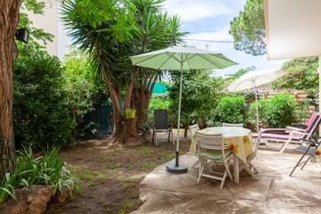 Gîte pour 4 personnes, avec jardin, adapté aux familles à La Seyne-sur-Mer