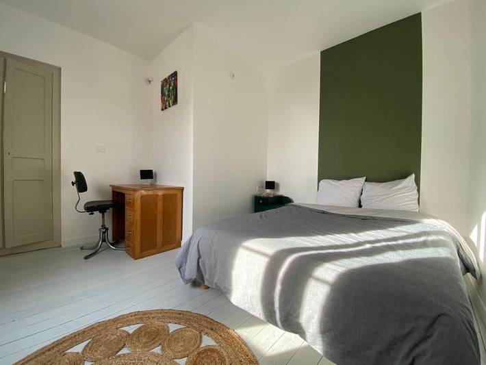 Gîte pour 3 personnes, avec jardin, adapté aux familles dans Val-au-Perche - 2