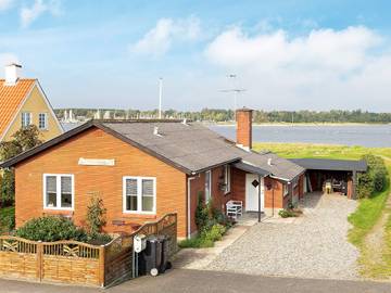Gîte pour 6 personnes, avec jardin et terrasse, animaux acceptés dans Viborg
