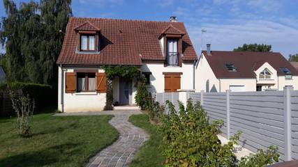 Cottage pour 2 personnes, avec jardin à Samois-sur-Seine