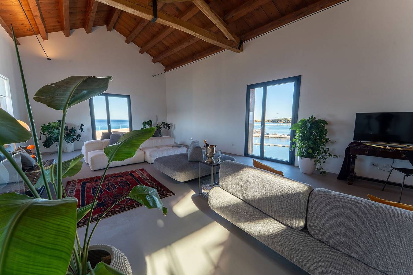 Iris House in Terrasini, Palermo Province