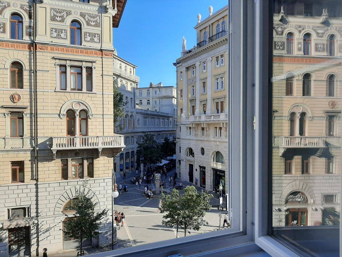 Trieste Center Rooms & Apartments - Fiori di Trieste in Triest, Triest Provinz