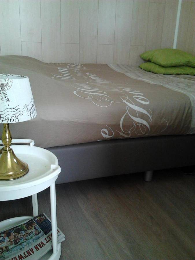 Camping pour 4 personnes, avec terrasse et jardin, animaux acceptés en Mer du Nord (Belgique) - 3