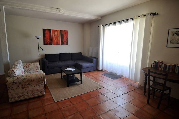 Gîte pour 4 personnes, avec jardin ainsi que terrasse et piscine à Souillac - 2