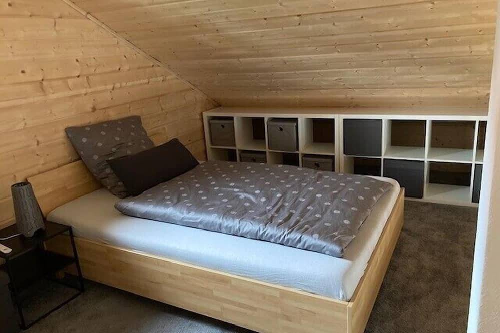 Ganze Wohnung, Gemütliches Ferienhaus Vogelnest (60qm) für 5 Personen mit Kamin in Marktschorgast, Oberes Maintal - Coburger Land