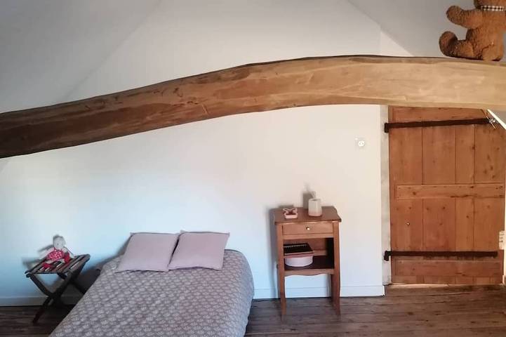 Location de vacances pour 8 personnes, animaux acceptés à Soulaire-et-Bourg - 2