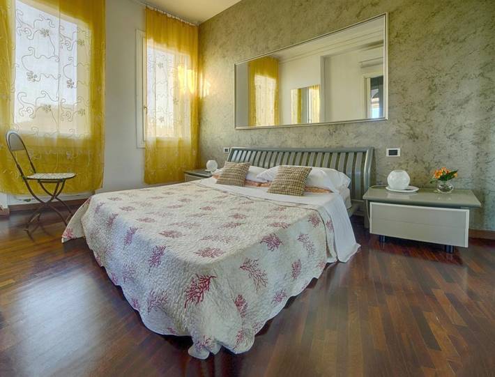 Gîte pour 6 personnes, avec vue ainsi que piscine et terrasse, animaux acceptés à Trévise - 4