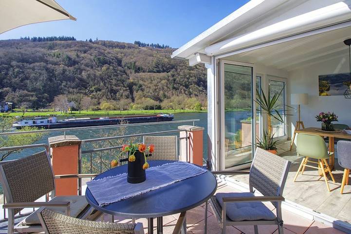 Luxus-Ferienhaus für 3 Personen, mit Balkon