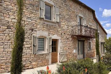Gîte pour 10 personnes, avec jardin à Issendolus