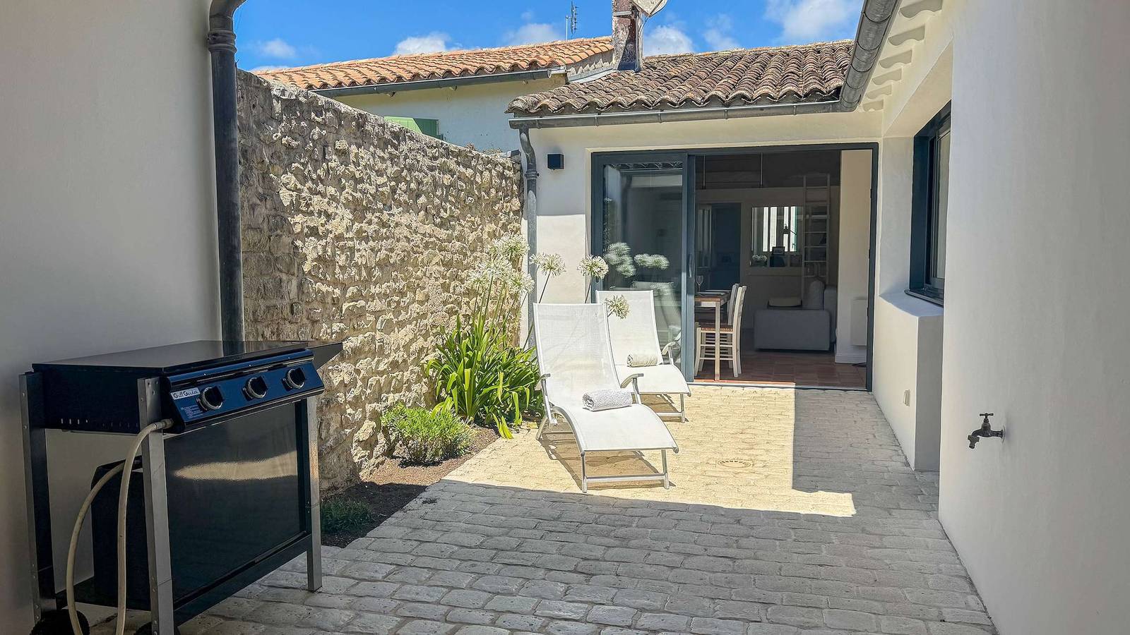 Appartement de vacances entier, Au cœur de Sainte Marie de Ré, jolie villa rénovée in Sainte-Marie-de-Ré, Île de Ré