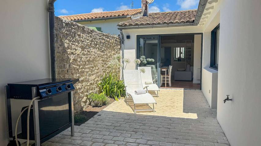Holiday apartment for 2 people, with pets in Ile de Re