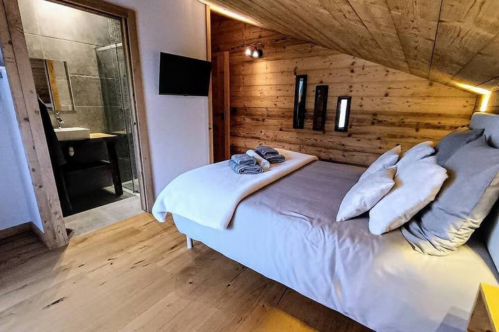 Chalet Josaly Jacuzzi /sauna in Samoëns, Region Bonneville