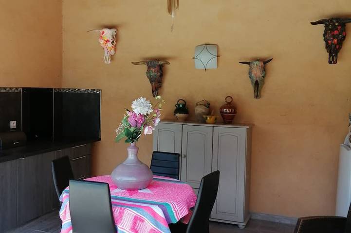 Appartement entier, Studio de charme indépendant centre ville Martigues, piscine,spa in Martigues, Côte méditerranéenne (France)