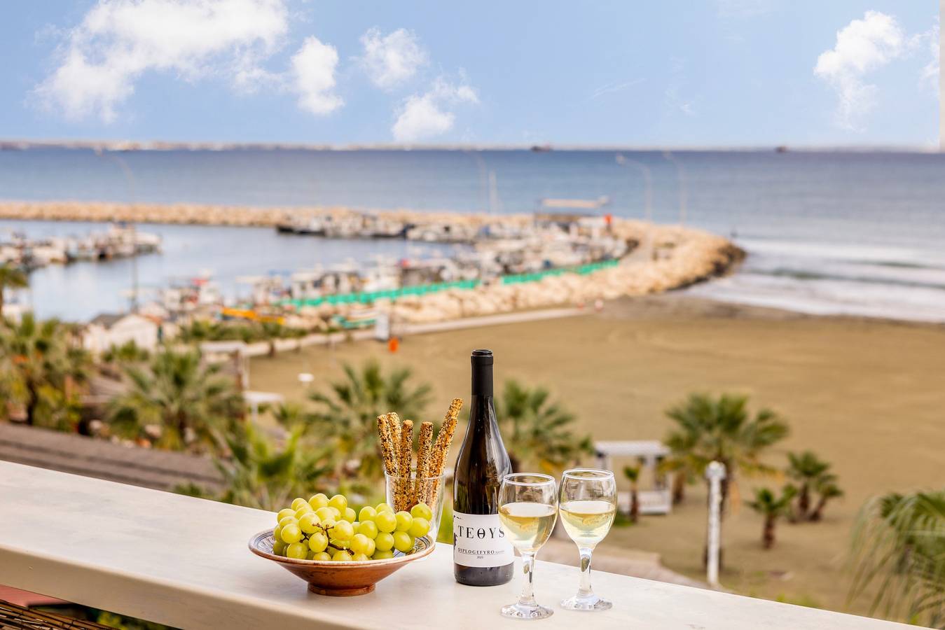 Apartamento entero, Mackenzie Beachfront Suite in Lárnaca, Distrito de Larnaca