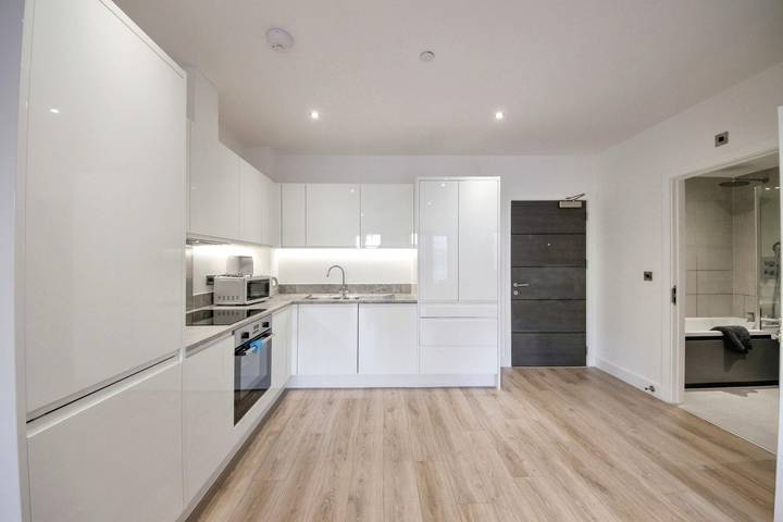 Entire apartment, Central Solihull 2-Bed â¢ Wifi â¢ Nec in Solihull, Birmingham Area