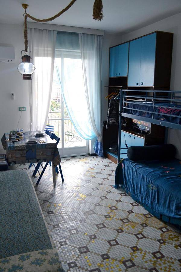 Gîte pour 4 personnes, avec balcon et vue à Borghetto Santo Spirito - 4