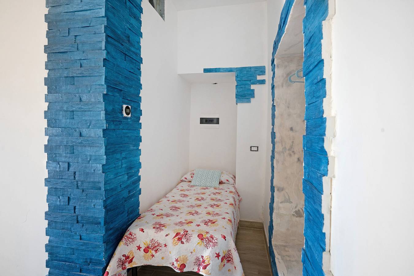 Chambre 'Camera Amalfi Con Vista Montagna' avec vue sur montagne, Wi-Fi et climatisation in Pimonte, Monti Lattari