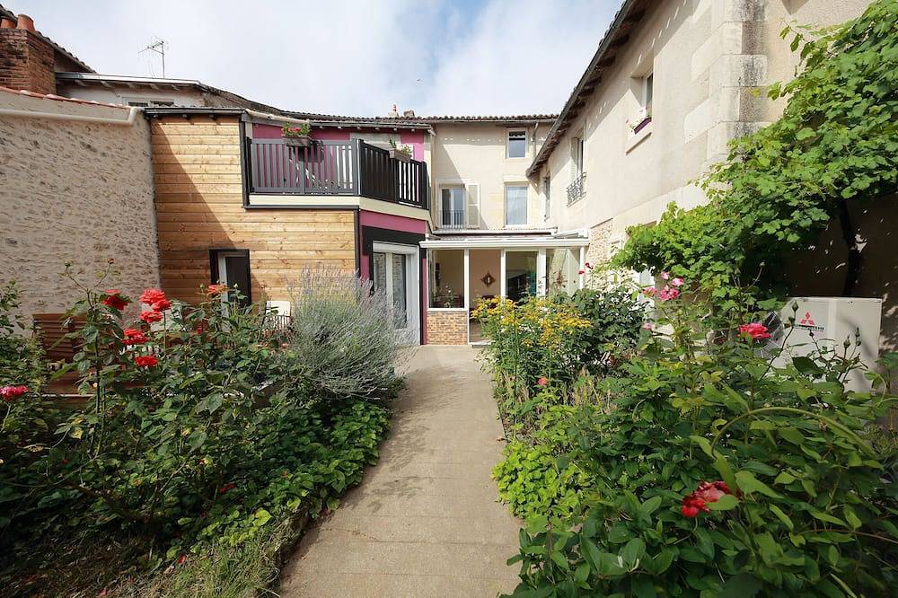 Chambres d'hôtes La Loge des Fées Ch. Lorelei in Latillé, Vienne (France)