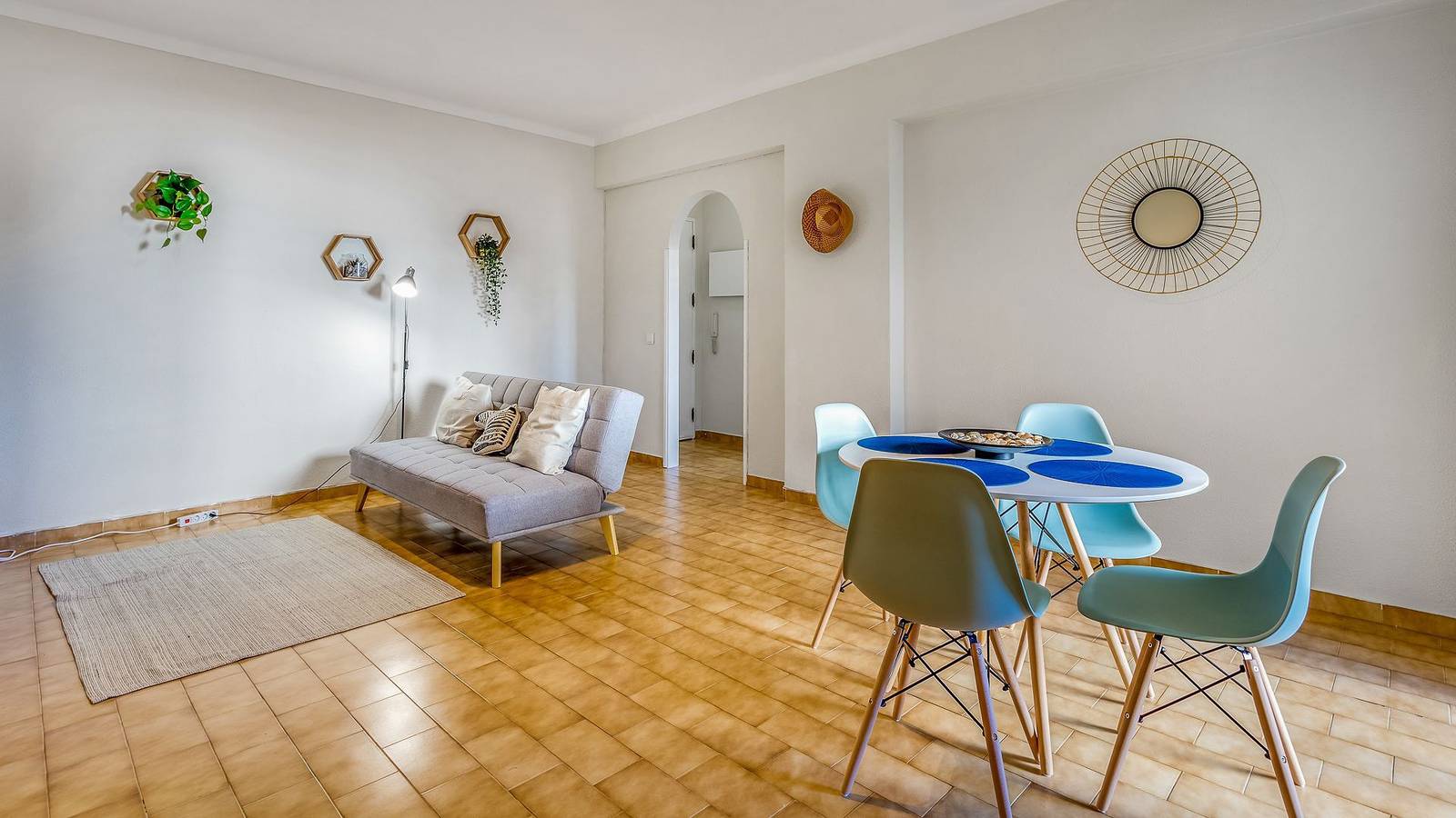 Appartamento intero, Appartamento vacanze per 3 persone con balcone in Praia da Rocha, Portimao