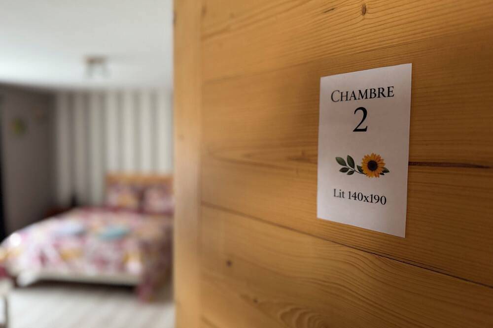 Le Coin des Retrouvailles : gîte 3* jusqu'à 16 personnes in Bassigney, Haute-Saône