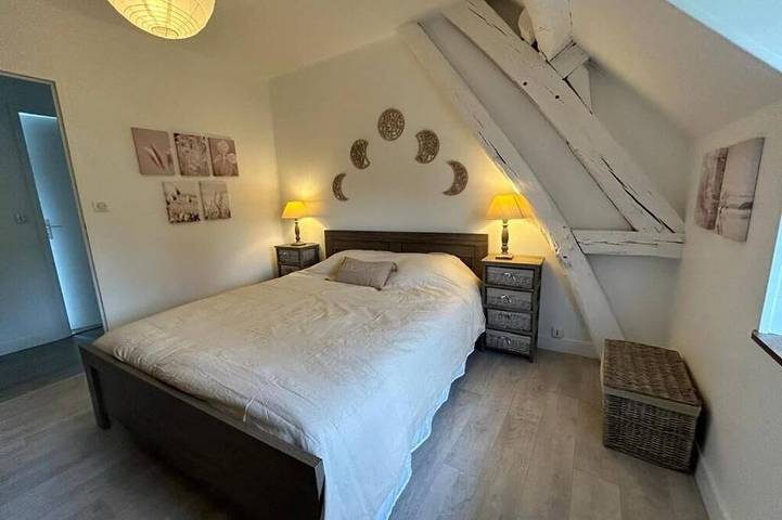 Location de vacances pour 8 personnes dans Ymeray