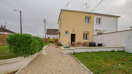Gîte pour 5 personnes, avec terrasse et jardin, animaux acceptés à Saint-Julien-les-Villas
