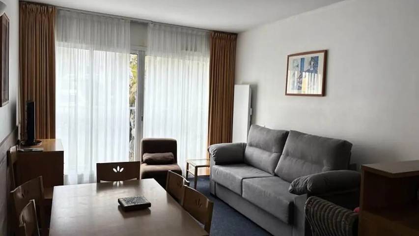 Chalet pour 9 personnes, avec Piscine dans Gourette - 4