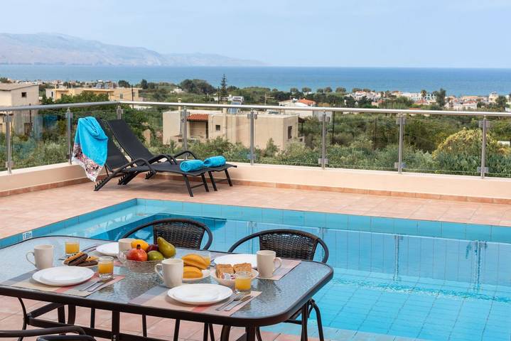 Villa für 7 Personen, mit Balkon und Terrasse sowie Pool in Chania und Umgebung - 3