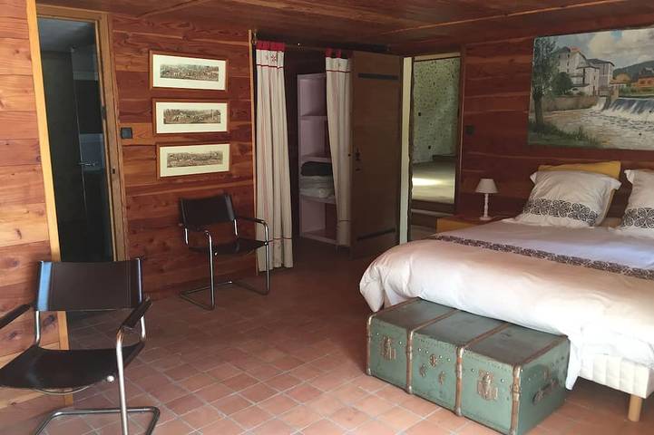 Location de vacances pour 10 personnes, avec jardin ainsi que jacuzzi et balcon, animaux acceptés à Champcevinel - 4