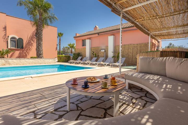 Location de vacances pour 8 personnes, avec balcon/terrasse et balcon, animaux acceptés à Casarano - 3