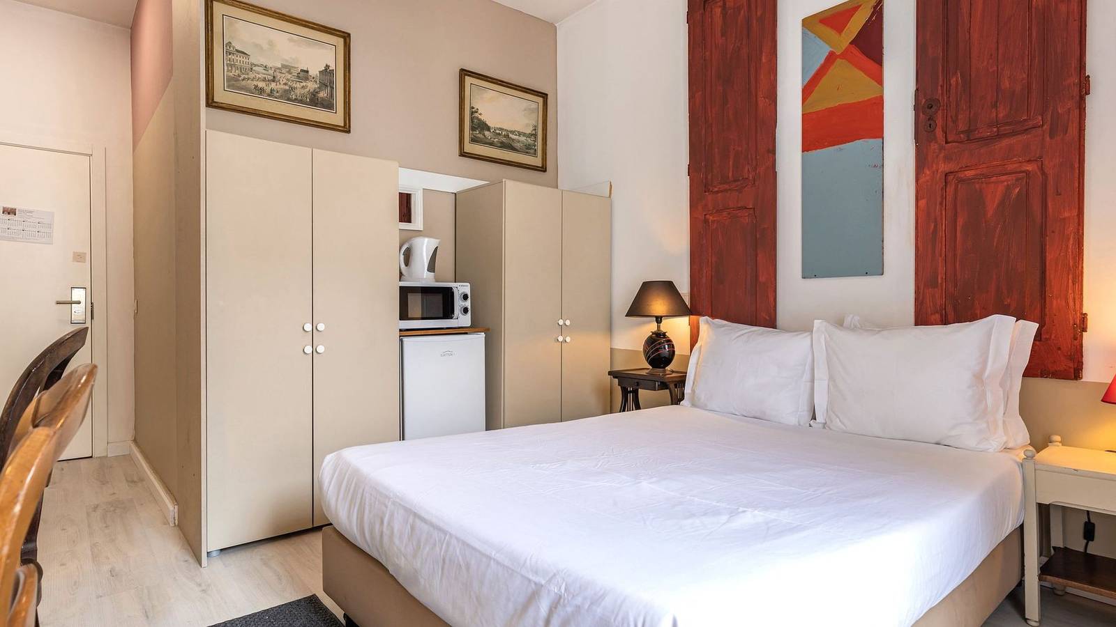 Entire apartment, Labor Alliance Residence - Room 8 by Lovelystay in Lisbon, Costa de Lisboa