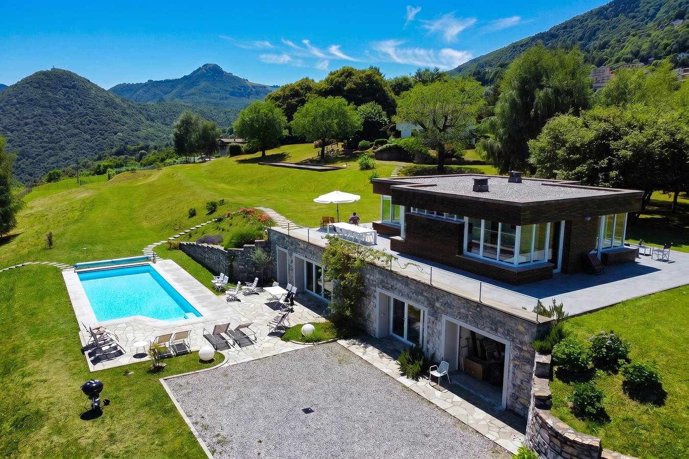 Villa Intelvi in Cerano d'Intelvi, Lago di Como