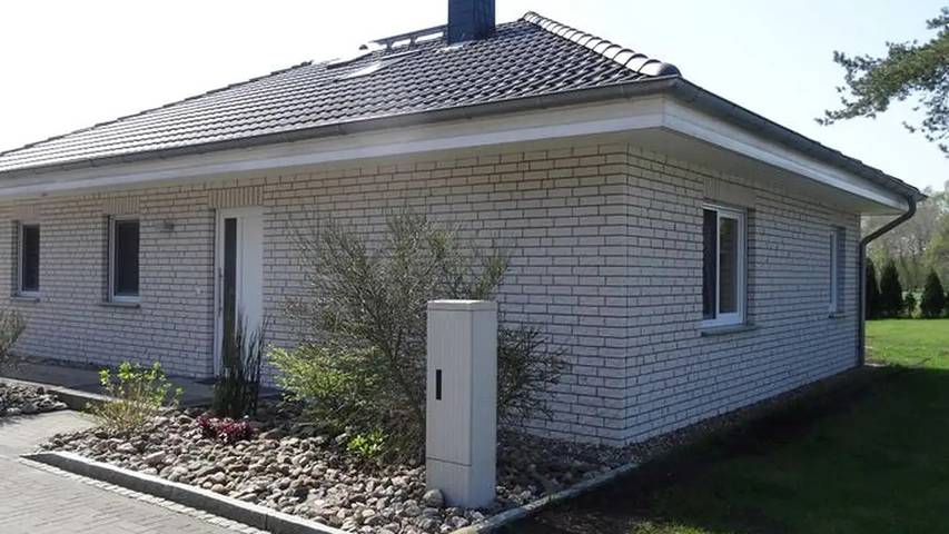 Bungalow für 7 Personen, mit Terrasse und Garten in Karlshagen