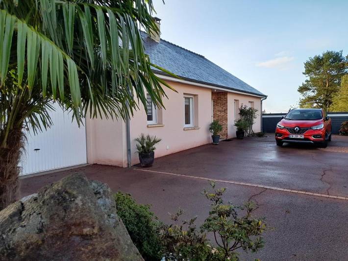 Gîte pour 2 personnes, avec jardin à Gorron