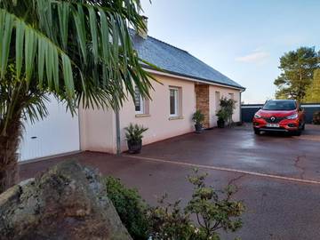 Cottage pour 2 personnes, avec jardin à Gorron