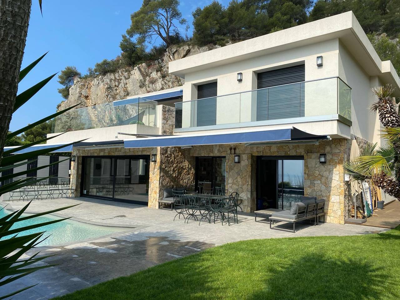 Maison Bleu in Villefranche-sur-Mer, Côte méditerranéenne (France)
