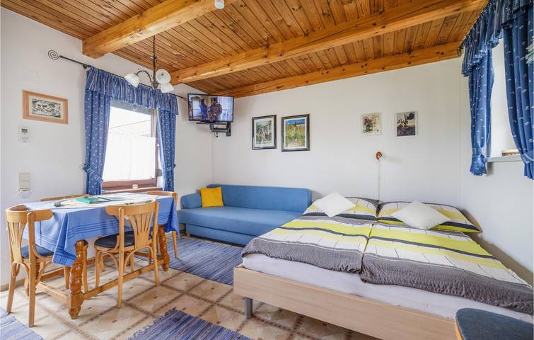 Ferienhaus für 4 Personen mit Terrasse in Rechnitz, Südburgenland