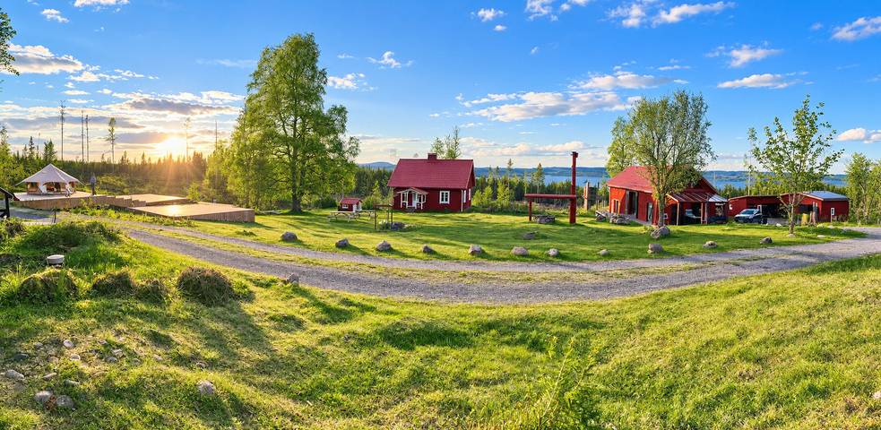 Ferienhaus für 14 Personen, mit Garten und Terrasse sowie Sauna, kinderfreundlich - 1