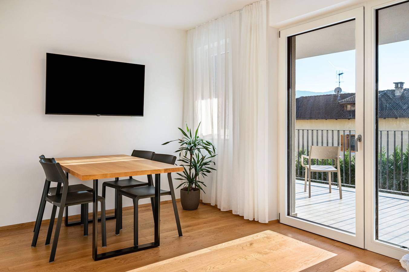 Ganze Wohnung, Ferienwohnung "Karin - Gala" mit Gemeinschaftsterrasse und Wlan in Tramin an der Weinstraße, Nonsberggruppe