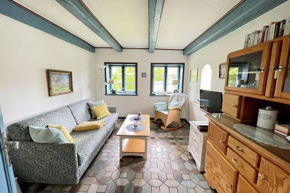 Ganze Wohnung, Gemütlicher Hansen Hof 3 mit Terrasse, Wlan und ländlicher Lage in Tinnum in Tinnum, Sylt (Gemeinde)